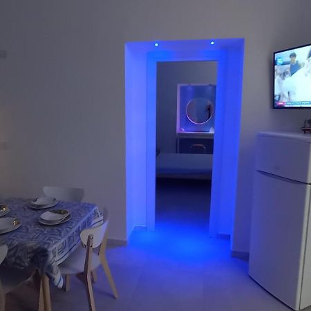 Casa Vacanze La Fenice ナポリ エクステリア 写真