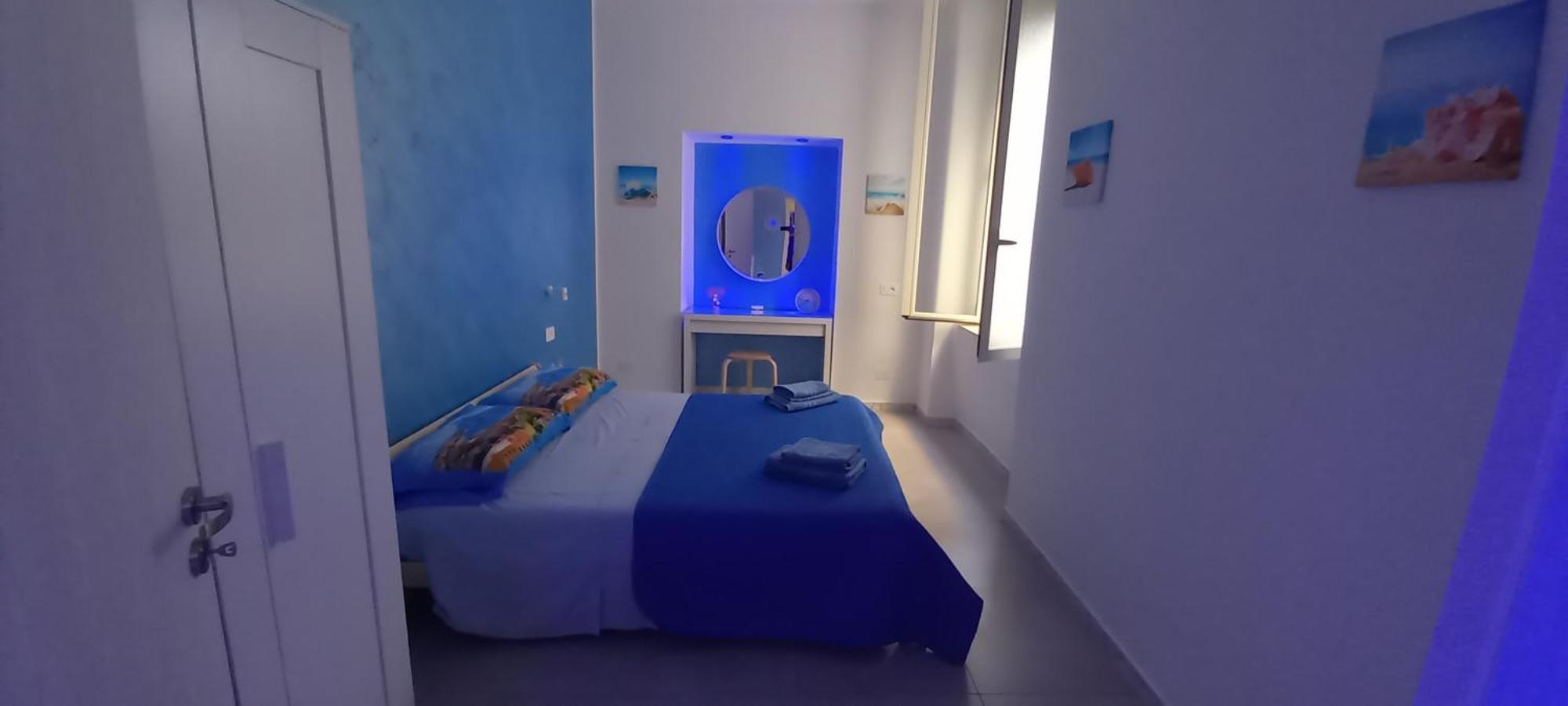 Casa Vacanze La Fenice ナポリ エクステリア 写真