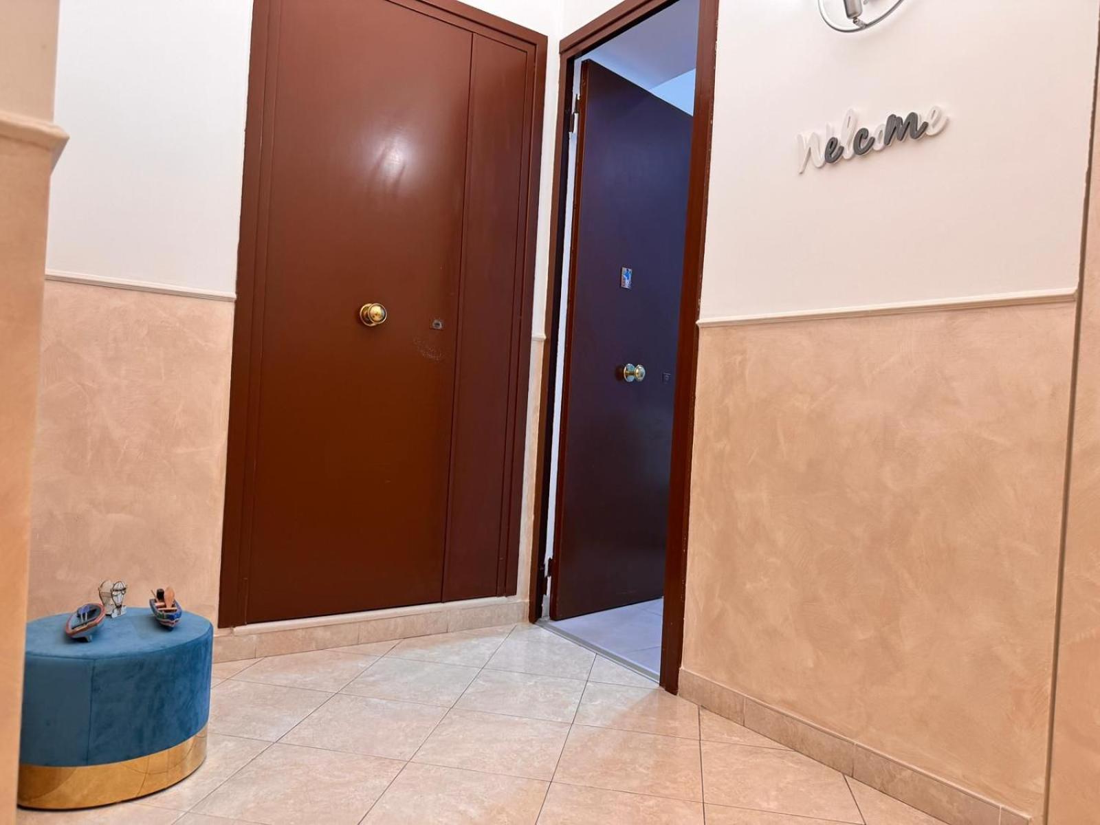 Casa Vacanze La Fenice ナポリ エクステリア 写真