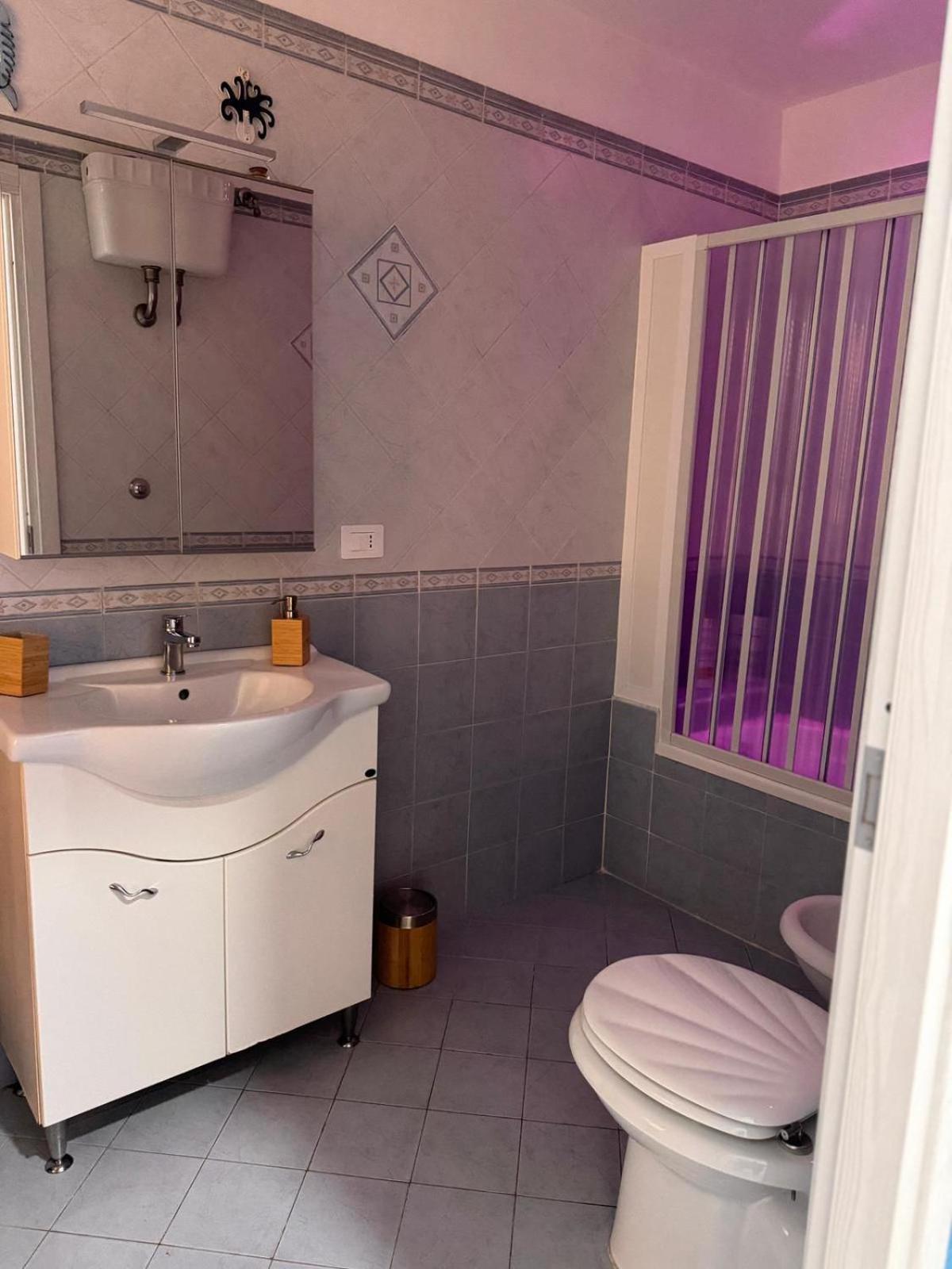 Casa Vacanze La Fenice ナポリ エクステリア 写真